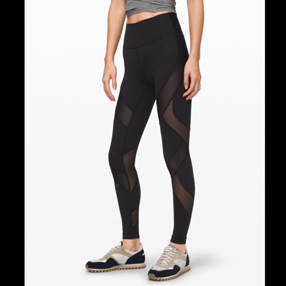 Brand new lululemon Wunder Under high rise size 8